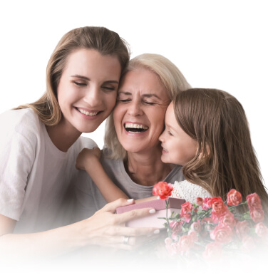Mãe, avó e filha rindo